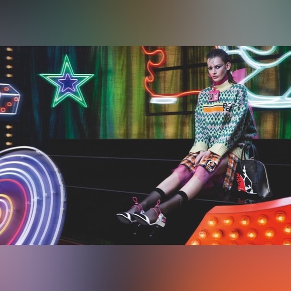 RUNWAY AW18 Prada Wool Sweater - Picture 9 of 9